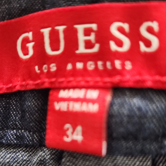 Guess Men's Dark Blue Denim Cargo Shorts with Belt - Picture 3 of 3